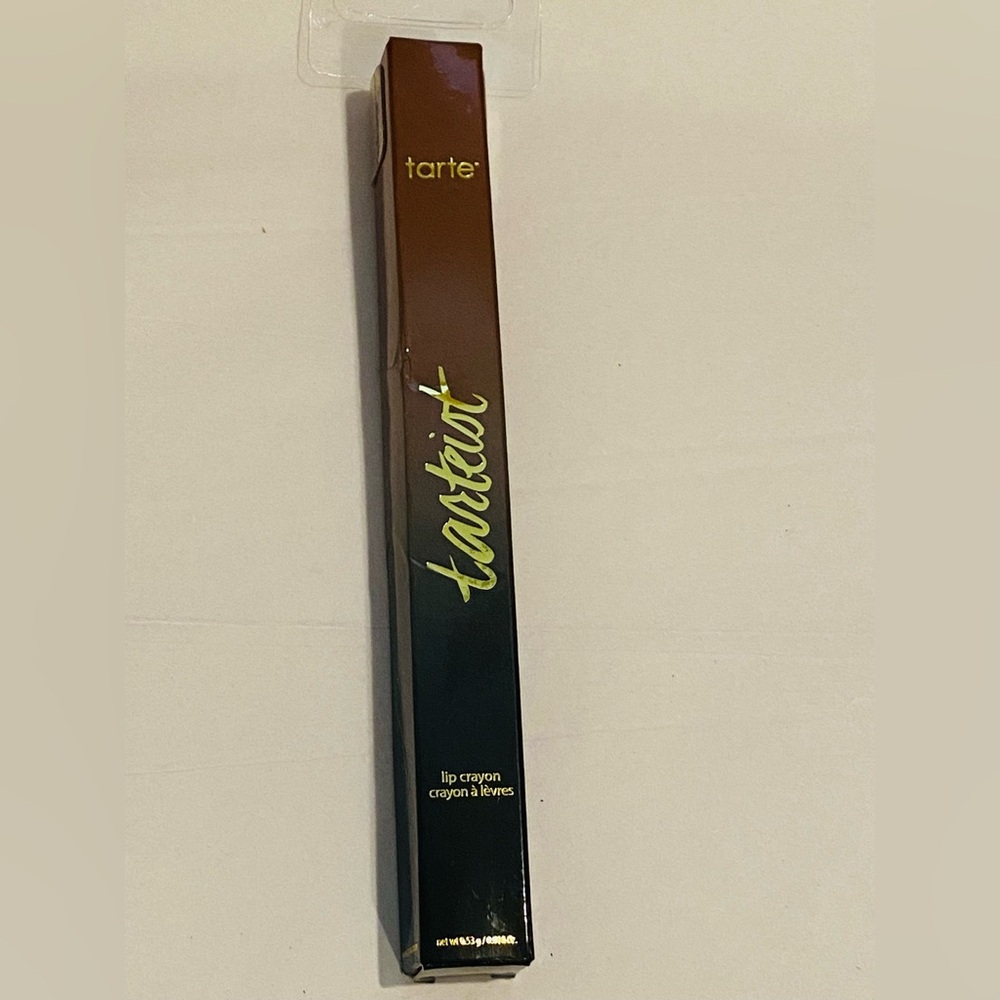 ⭐️2 for $24⭐️ or 1 @ listed price 
Tarte Lip Crayon “Chocolate Kiss” NIB